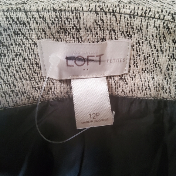 Ann Taylor Loft Petite Pencil Skirt Size 12P New - Picture 4 of 5